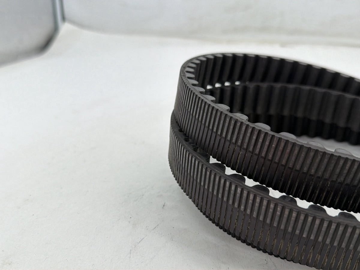 2004 Harley Heritage Softail Classic FLSTCI OEM Rear Drive Belt 40307-00 135T 1-1/8"