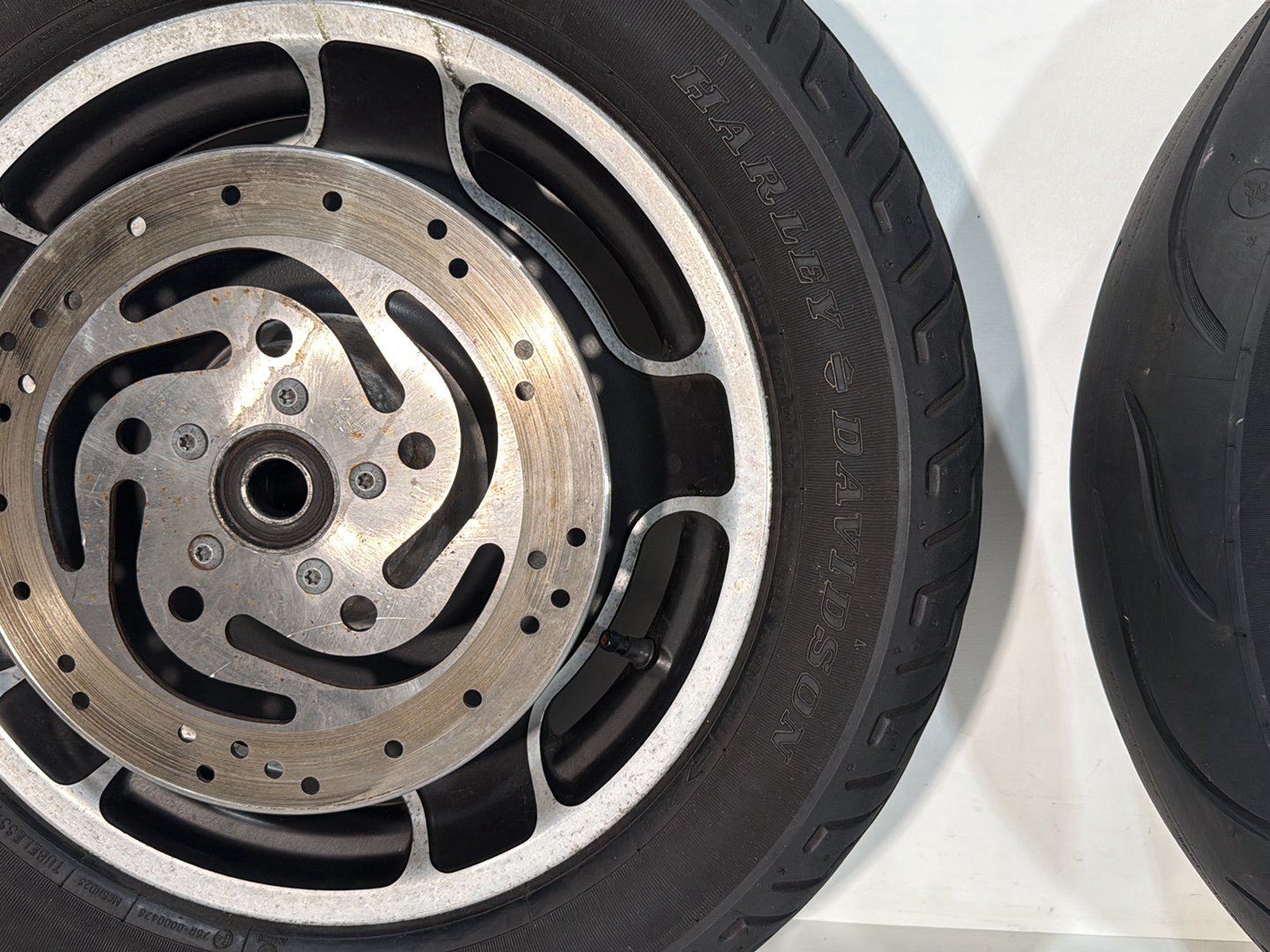 2007 - 2012 Harley-Davidson Touring Street Glide Front & Rear Wheel Rim Tire Airstrike