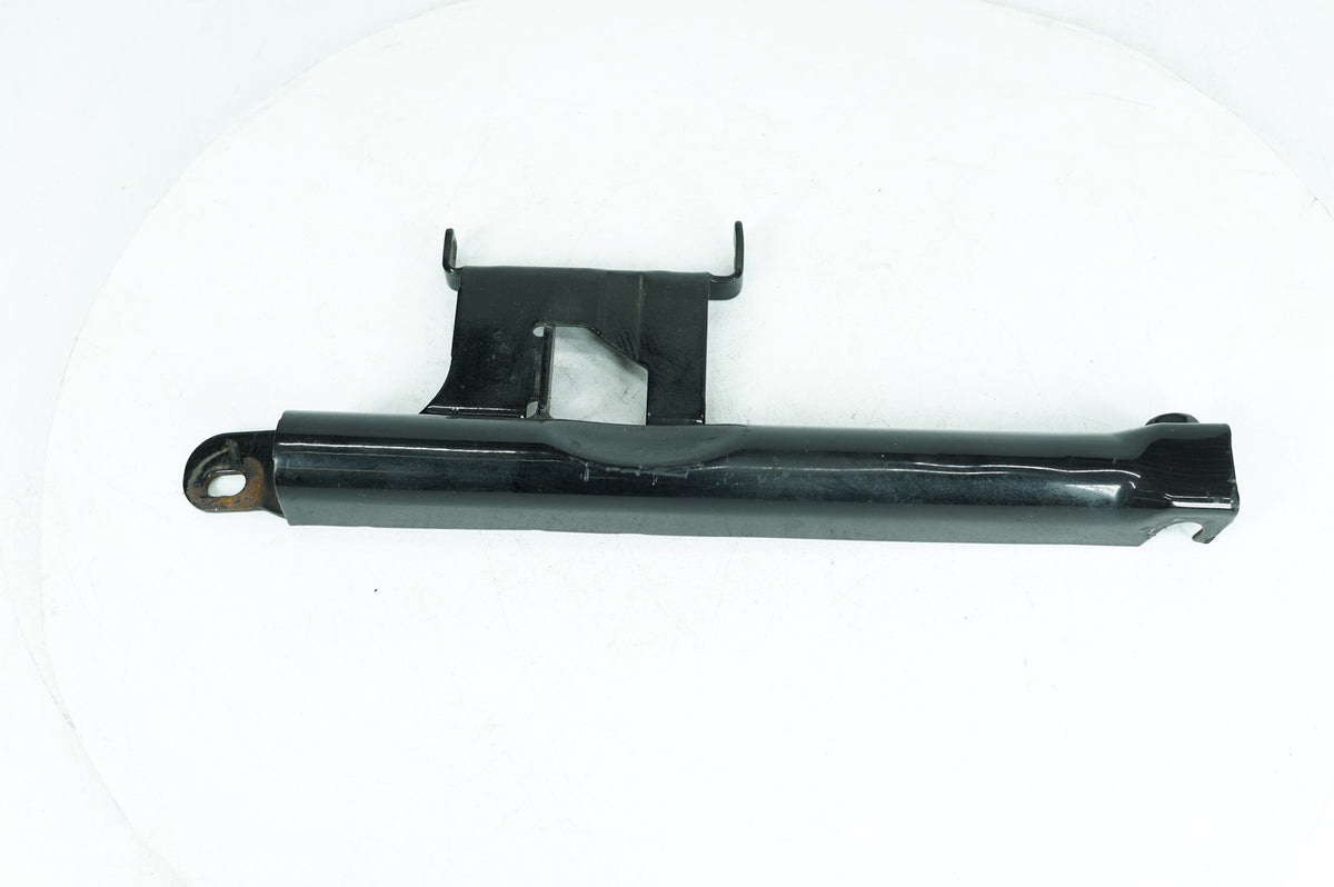 1999 - 2006 Harley-Davidson Softail Deluxe Seat Bracket Mount Support Mounting 48868-00