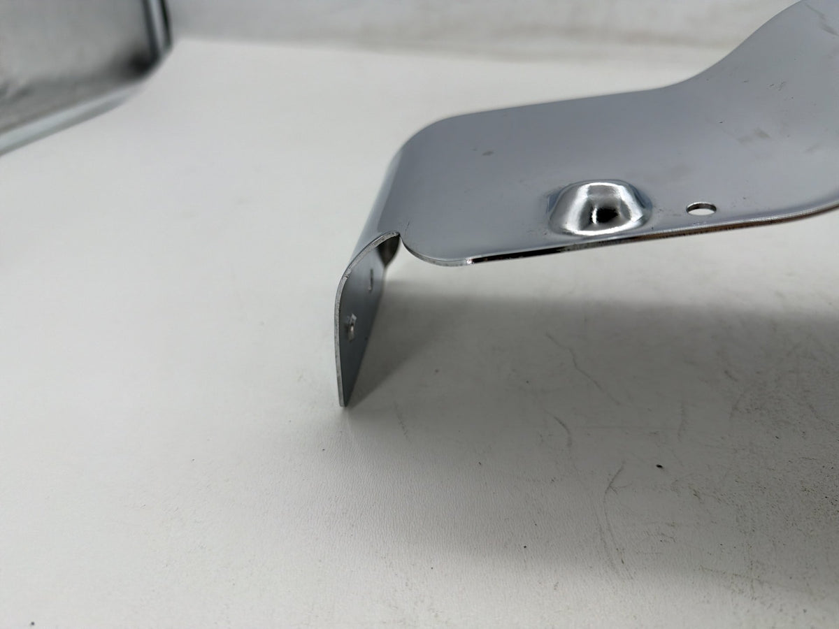 2011 Harley Electra Glide Touring Ultra OEM Front Lower Fairing Outer Skirt