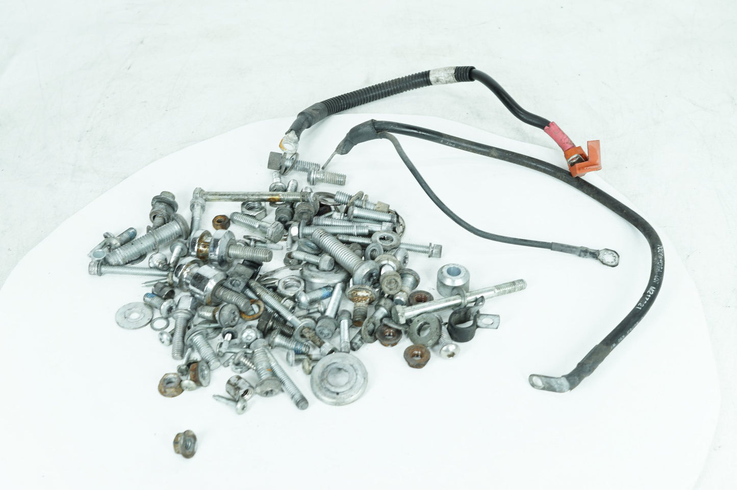2007 - 2017 Harley-Davidson Dyna Switchback Hardware Bolts Nuts & Brackets 70284-06A