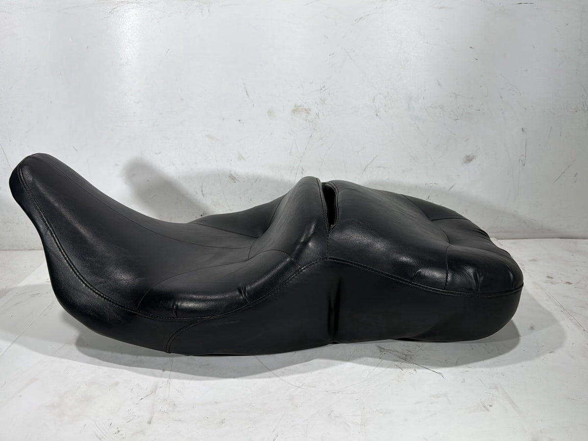 2005 Harley Electra Glide Touring Ultra OEM Passenger Rider Driver Seat Saddle