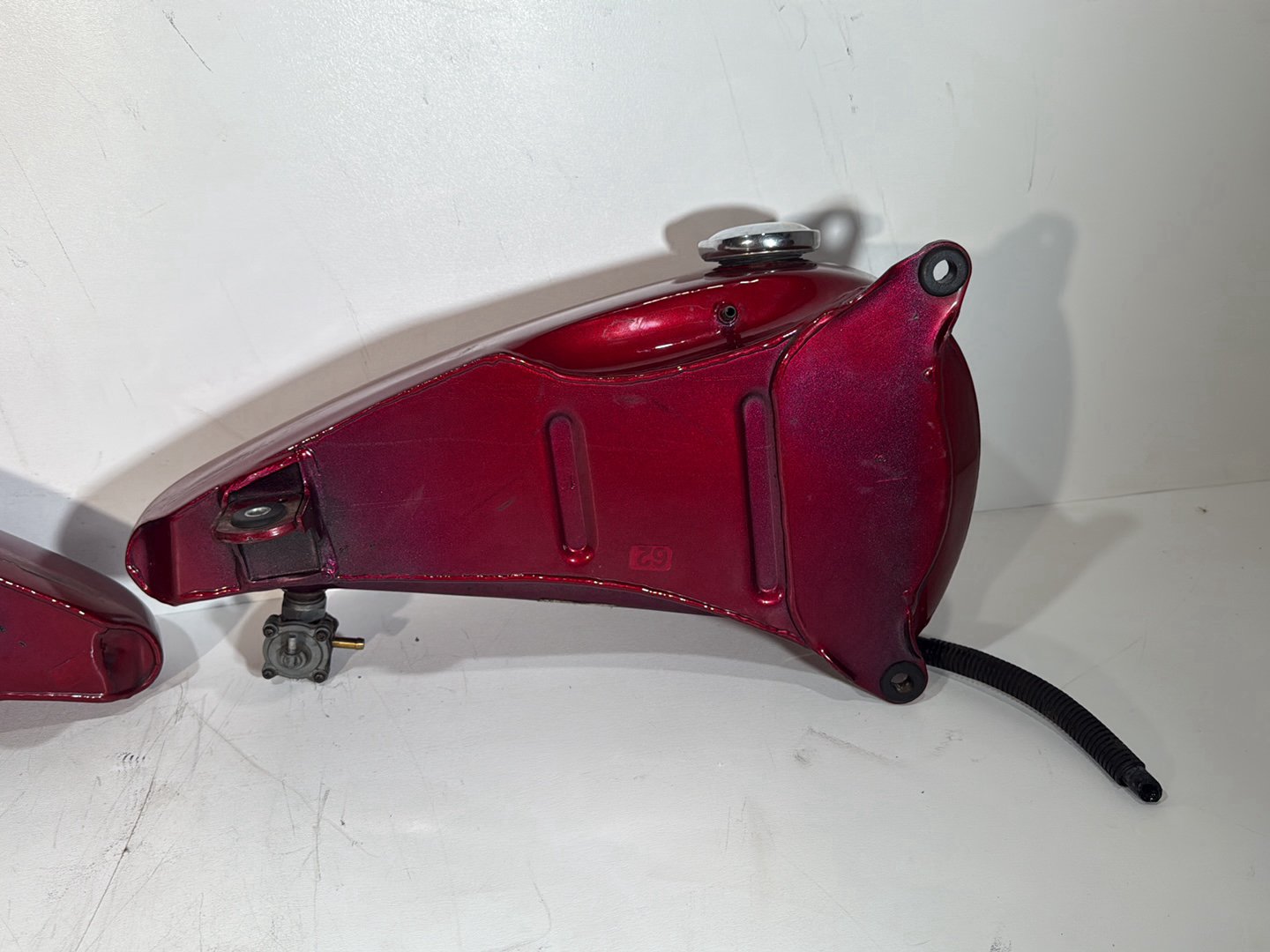 1986 - 1998 Harley-Davidson Softail Heritage Classic Fuel Gas Tank Gasoline Reservoir 61228-97 , 61426-97