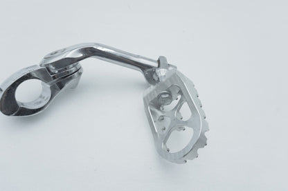 1999 - 2006 Harley-Davidson Touring Electra Glide Front Driver Highway 1 Foot Peg Rest Highway Foot Peg Rest