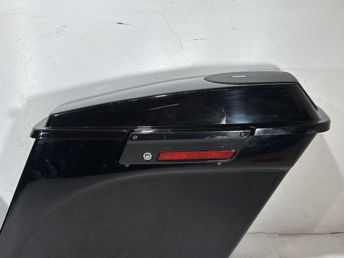 2010 Harley Street Glide Touring FLHX OEM Left Right Saddlebags Luggage NOKey