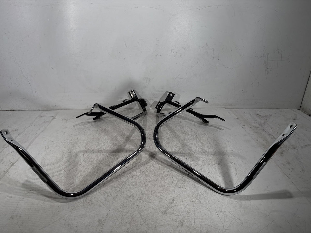 2009 Harley Electra Glide Touring CVO Rear Left Right Saddlebag Guard Rails Bar