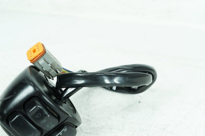 1999 - 2006 Harley-Davidson Dyna Super Glide Left Turn Signal Headlight Switches Controls 71598-00
