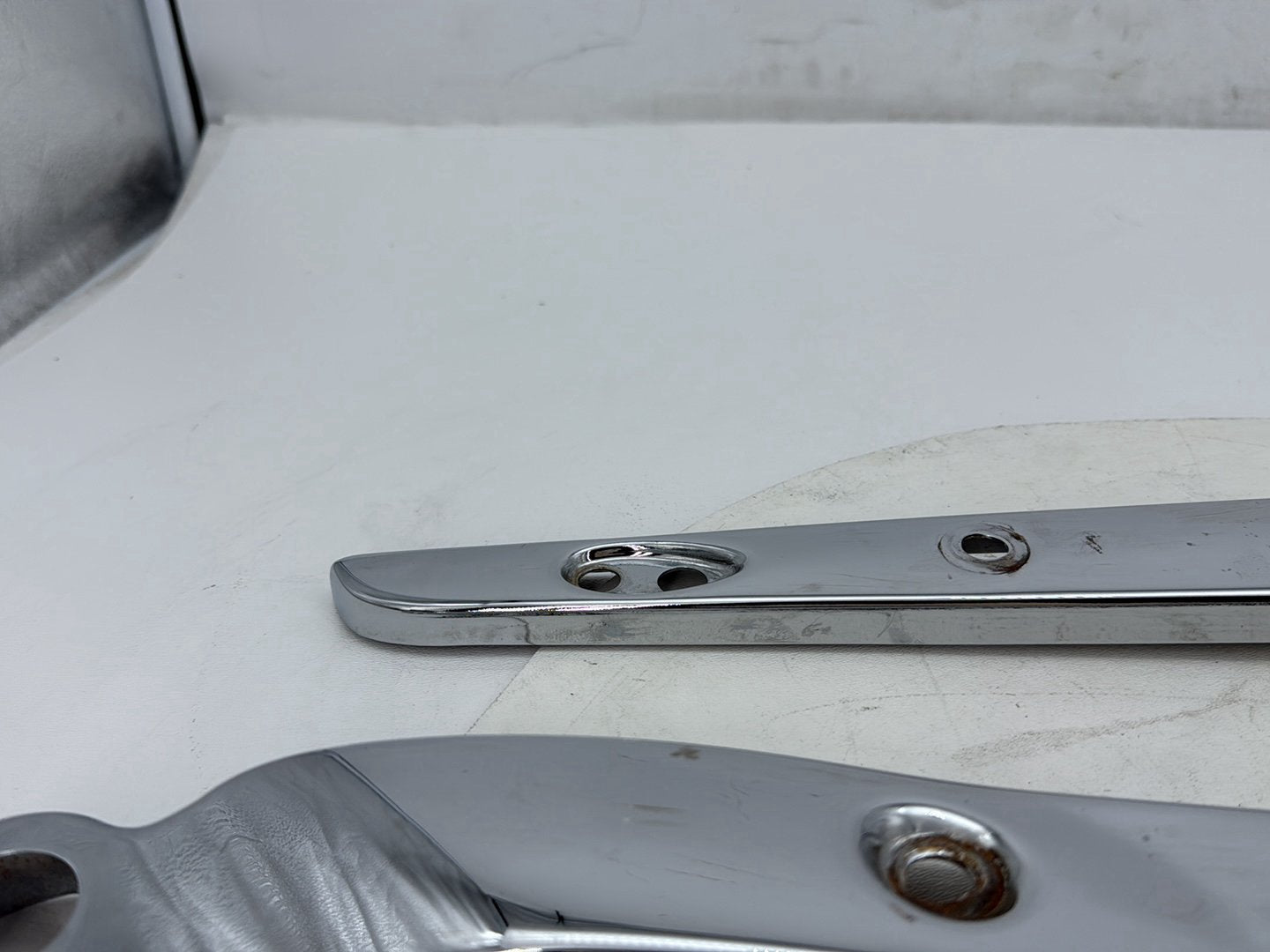 2012 Harley Dyna Fat Bob FXDF 103 OEM Rear Left Right Fender Struts Bracket