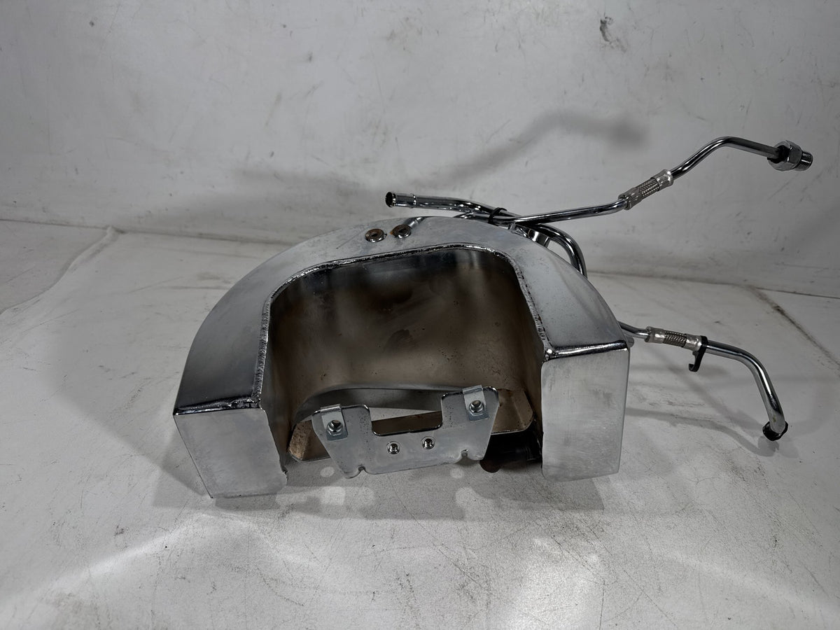 2011 Harley Softail Deluxe FLSTN OEM Oil Tank Reservoir Bottle Canister