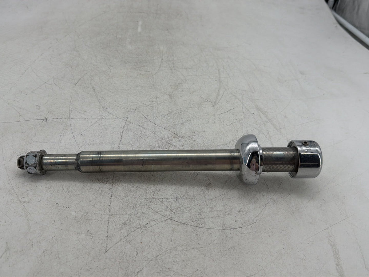 2013 Harley Electra Glide Touring CVO Screamin OEM Front Wheel Axle Bolt Shaft