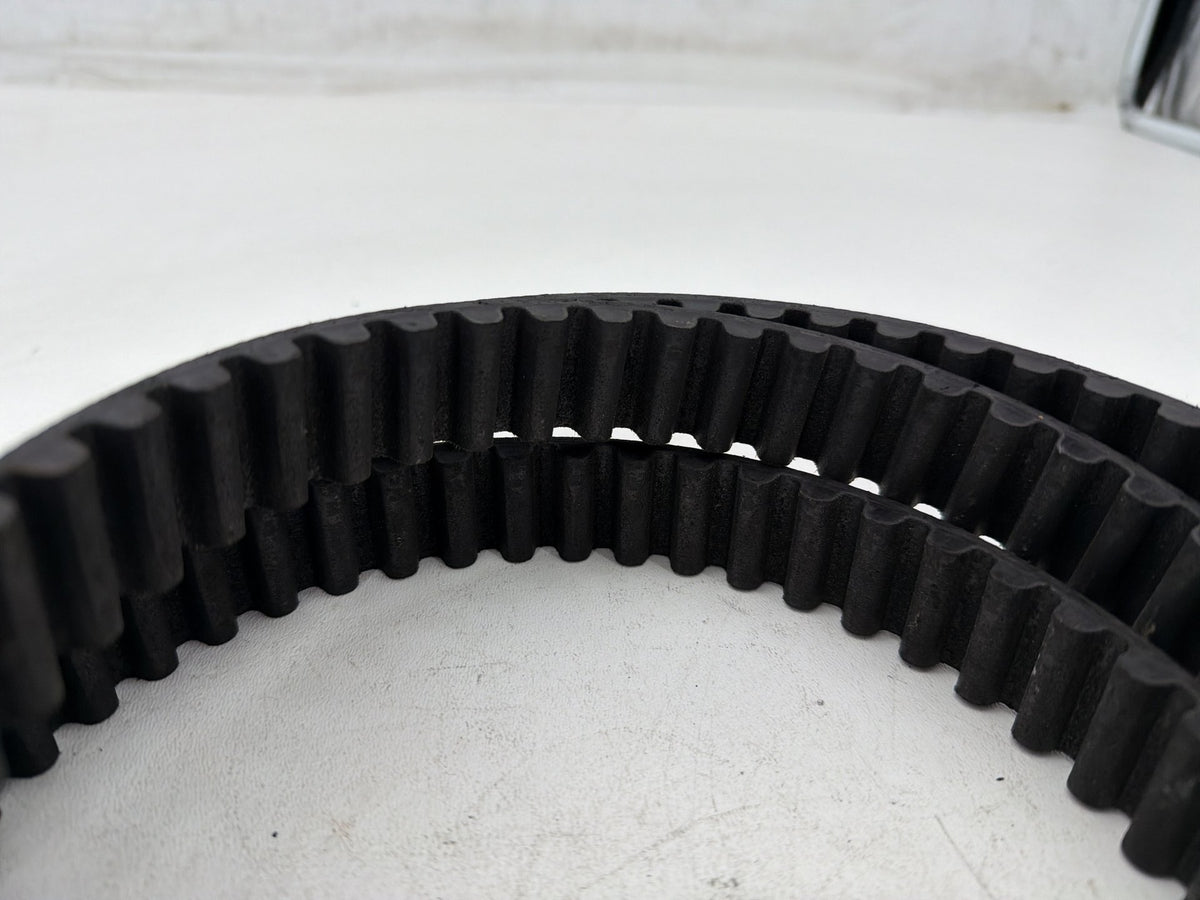2002 Harley Heritage Softail Classic OEM Rear Drive Belt 40307-00B 135T 1-1/8"