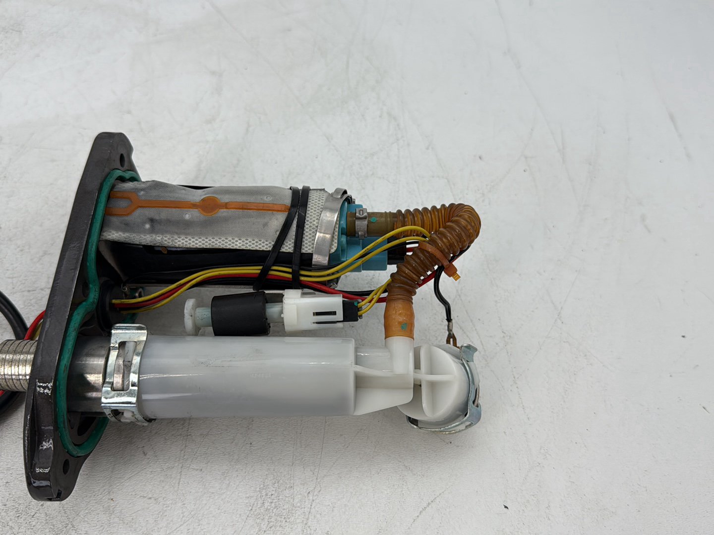 2009 Harley Sportster 883 Low XL883L OEM Fuel Pump Gas Gasoline Petrol Sending