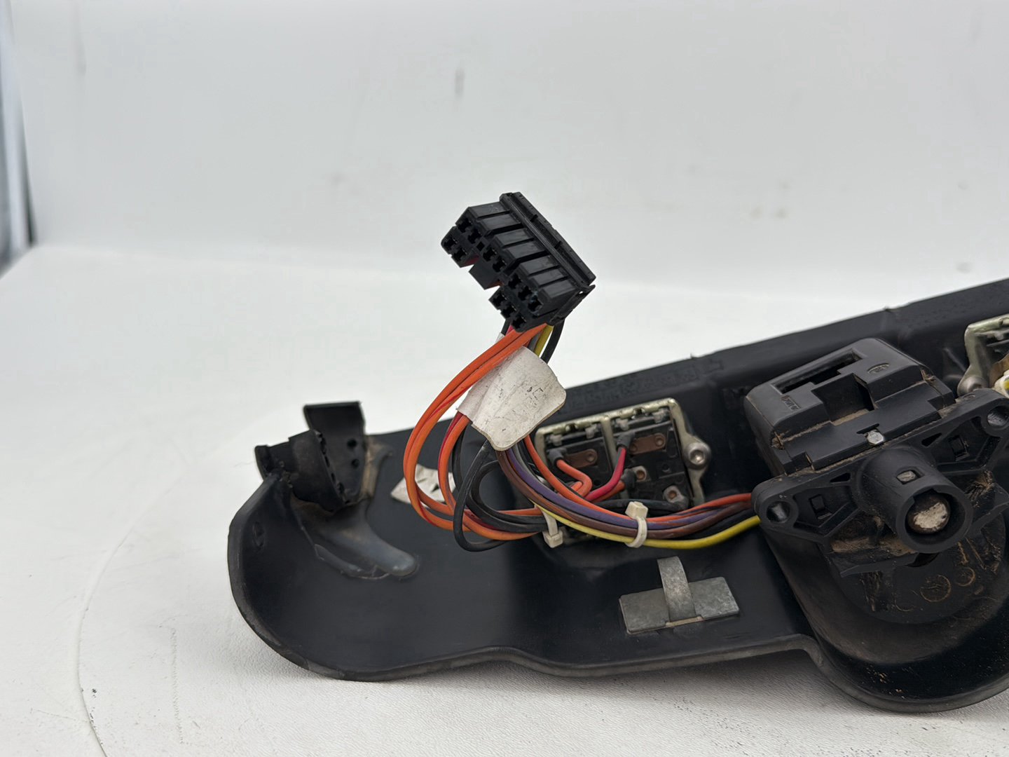 2007 - 2011 Harley-Davidson Touring Electra Glide Ultra Dash Ignition Cap Switch Lockset NO Key 71572-06