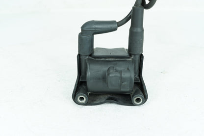 2007 - 2017 Harley-Davidson Dyna Street Bob Ignition Coil Spark Plugs Cable  	31696-07A