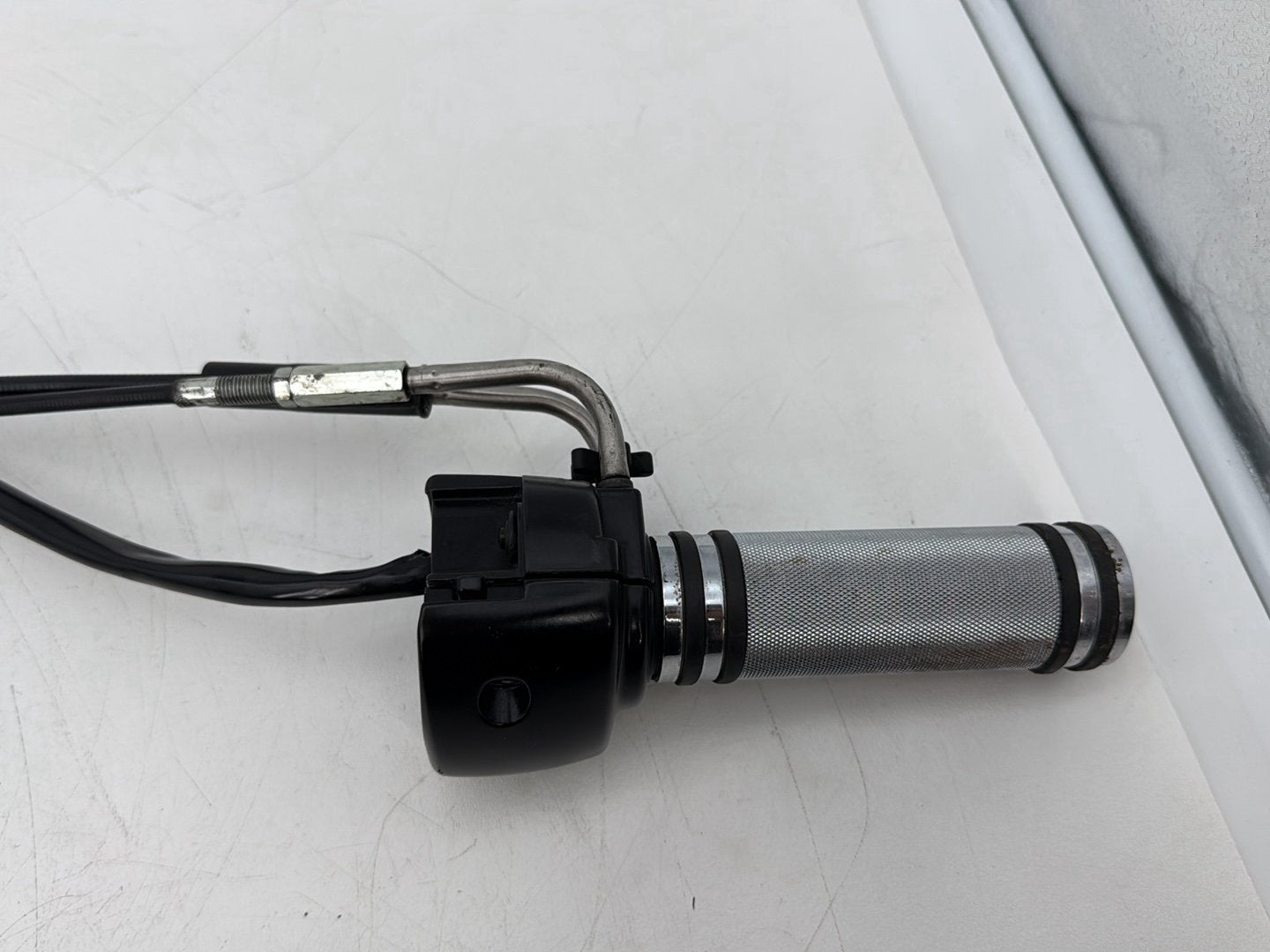 1999 - 2006 Harley-Davidson Dyna Super Glide Right Engine Start Kill Switches Controls 71684-06A