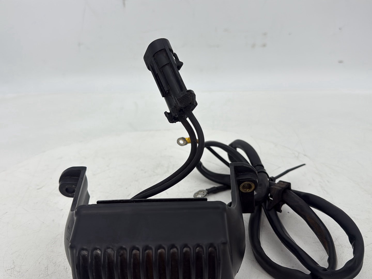 1999 - 2006 Harley-Davidson Touring Electra Glide Voltage Regulator Rectifier  74505-02