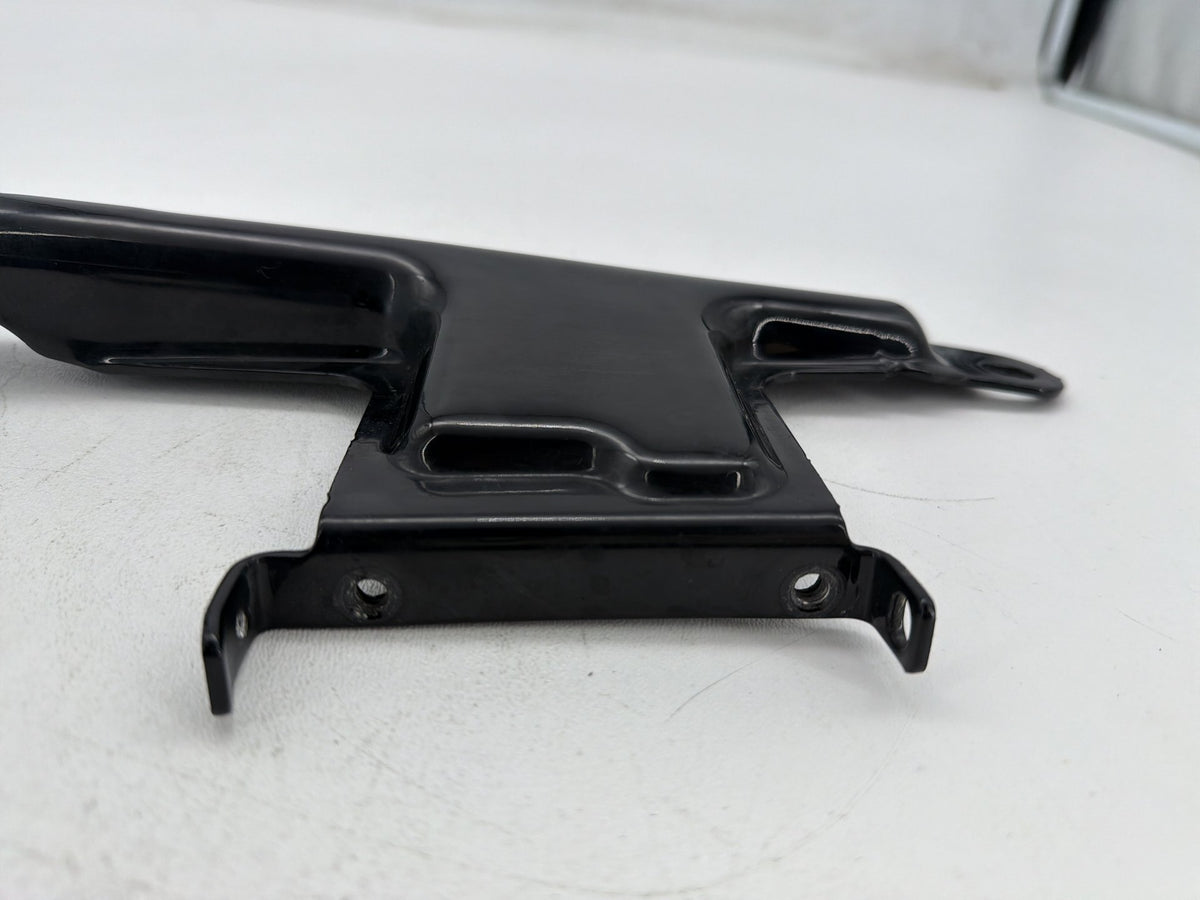 2011 Harley Softail Deluxe FLSTN OEM Seat Bracket Mount Support Mounting