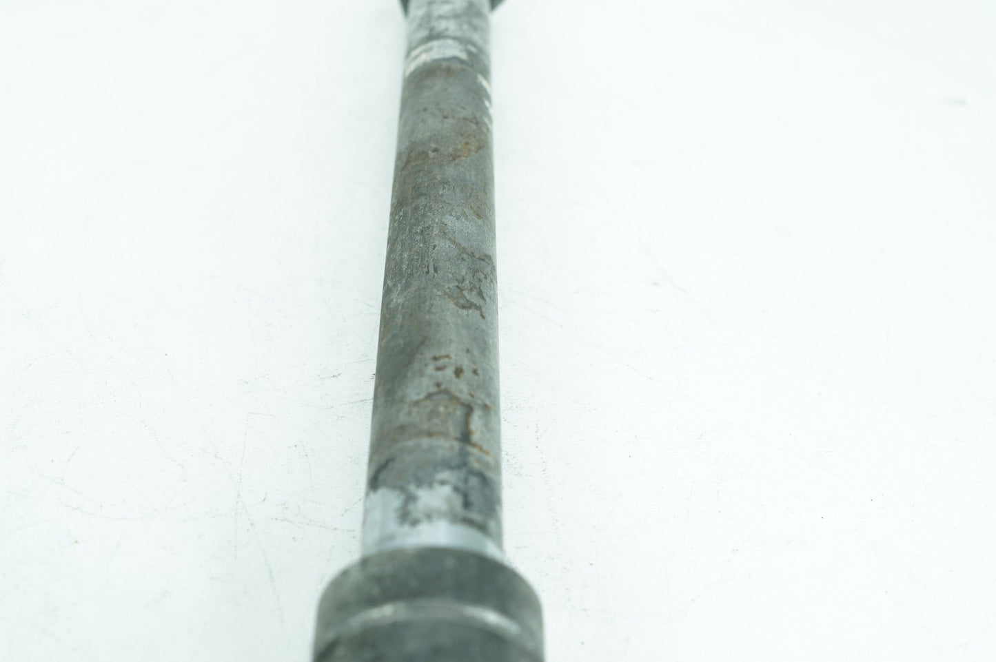 1999 - 2006 Harley-Davidson Touring Electra Glide Classic Rear Wheel Axle Bolt Shaft  	41056-02