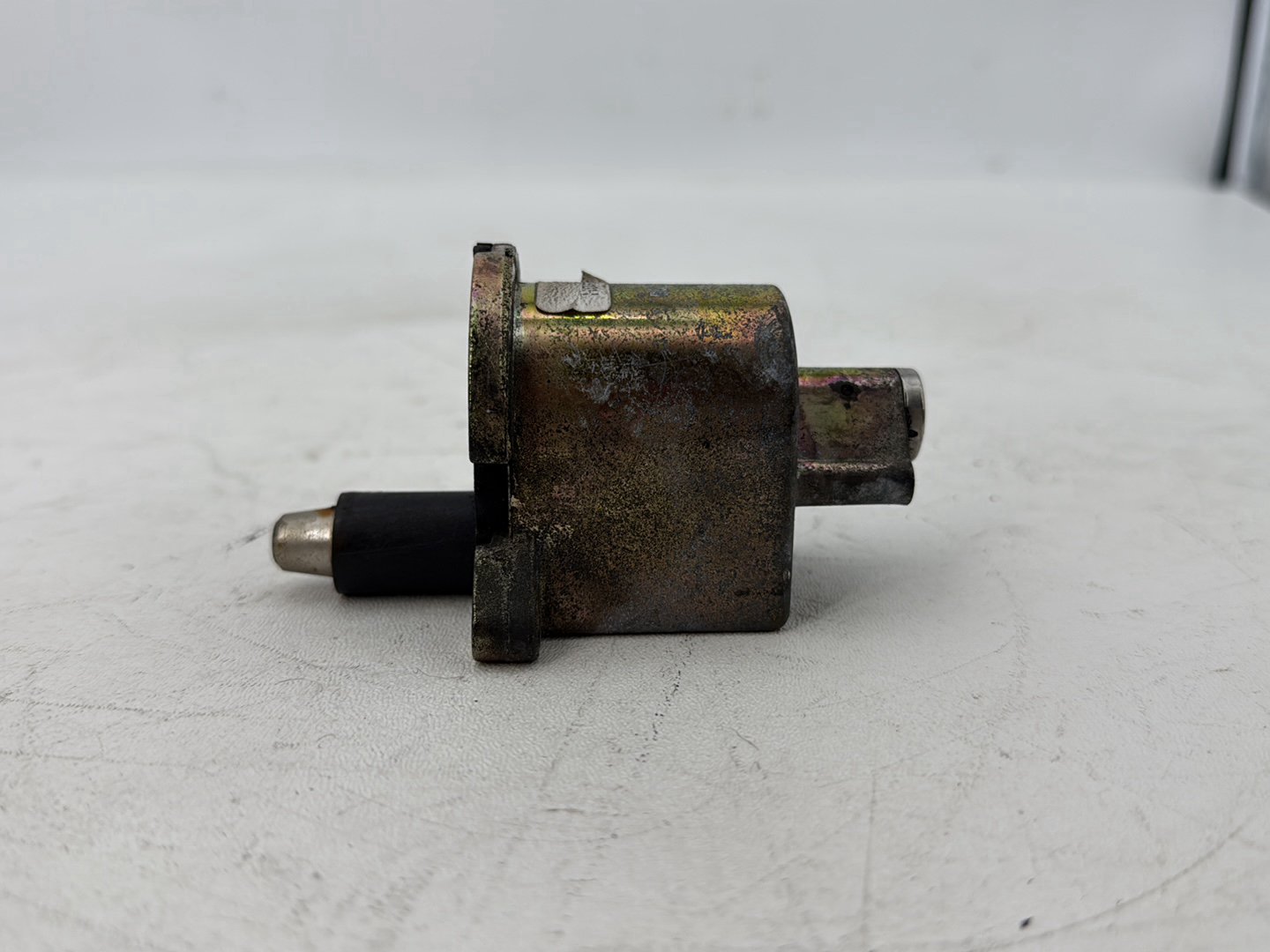 1999 - 2006 Harley-Davidson Touring Road King Police Ignition Switch Cylinder Barrel Lockset NOKey 71540-94A
