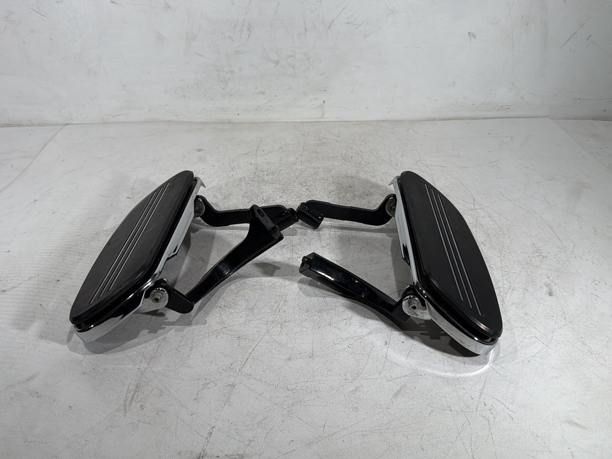 2011 Harley Road Glide Touring FLTRX OEM Left Right Driver Floorboard Foot Rest
