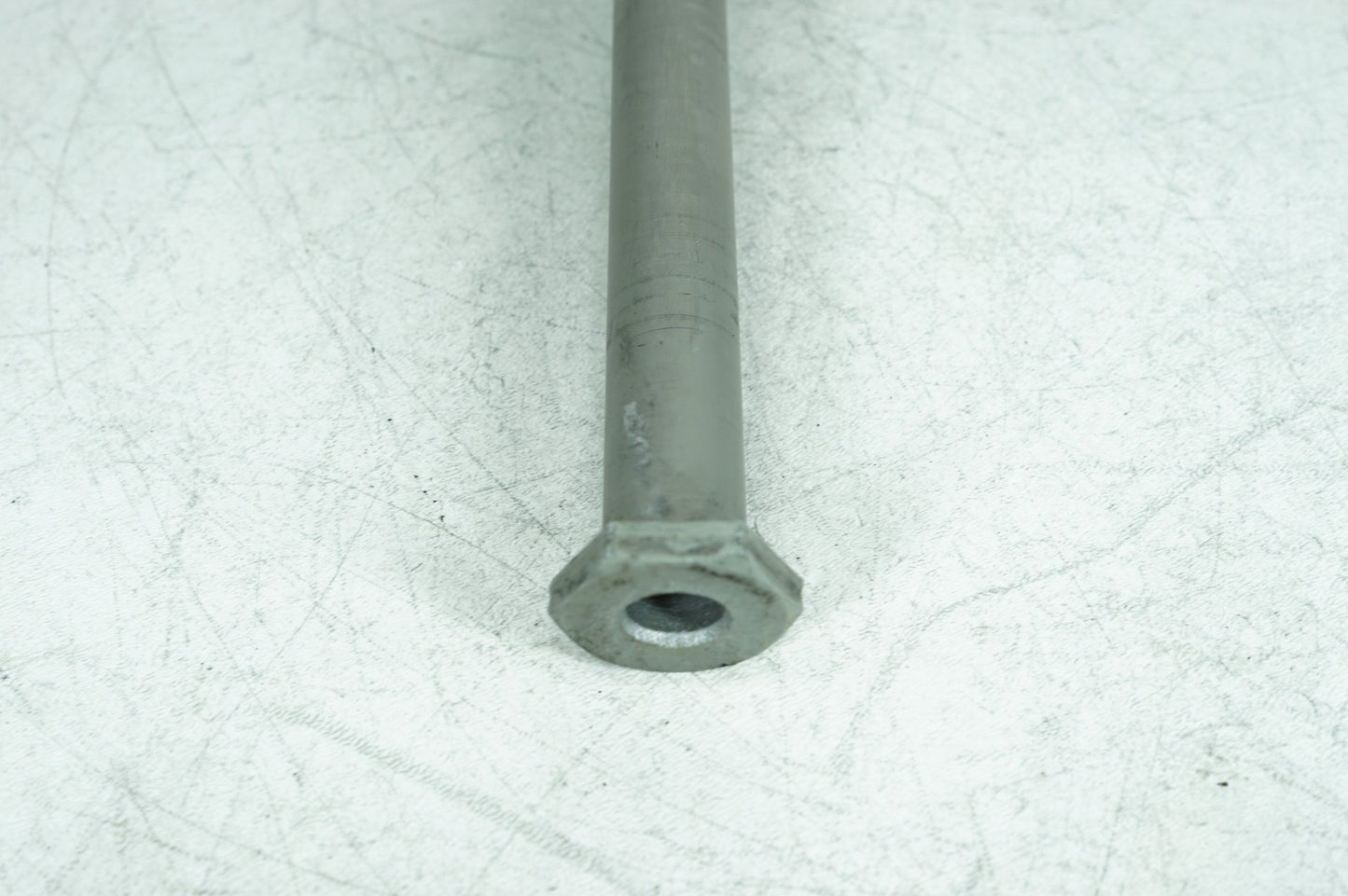 2007 - 2017 Harley-Davidson Dyna Street Bob Engine Mount Pivot Bolt Shaft 47641-06