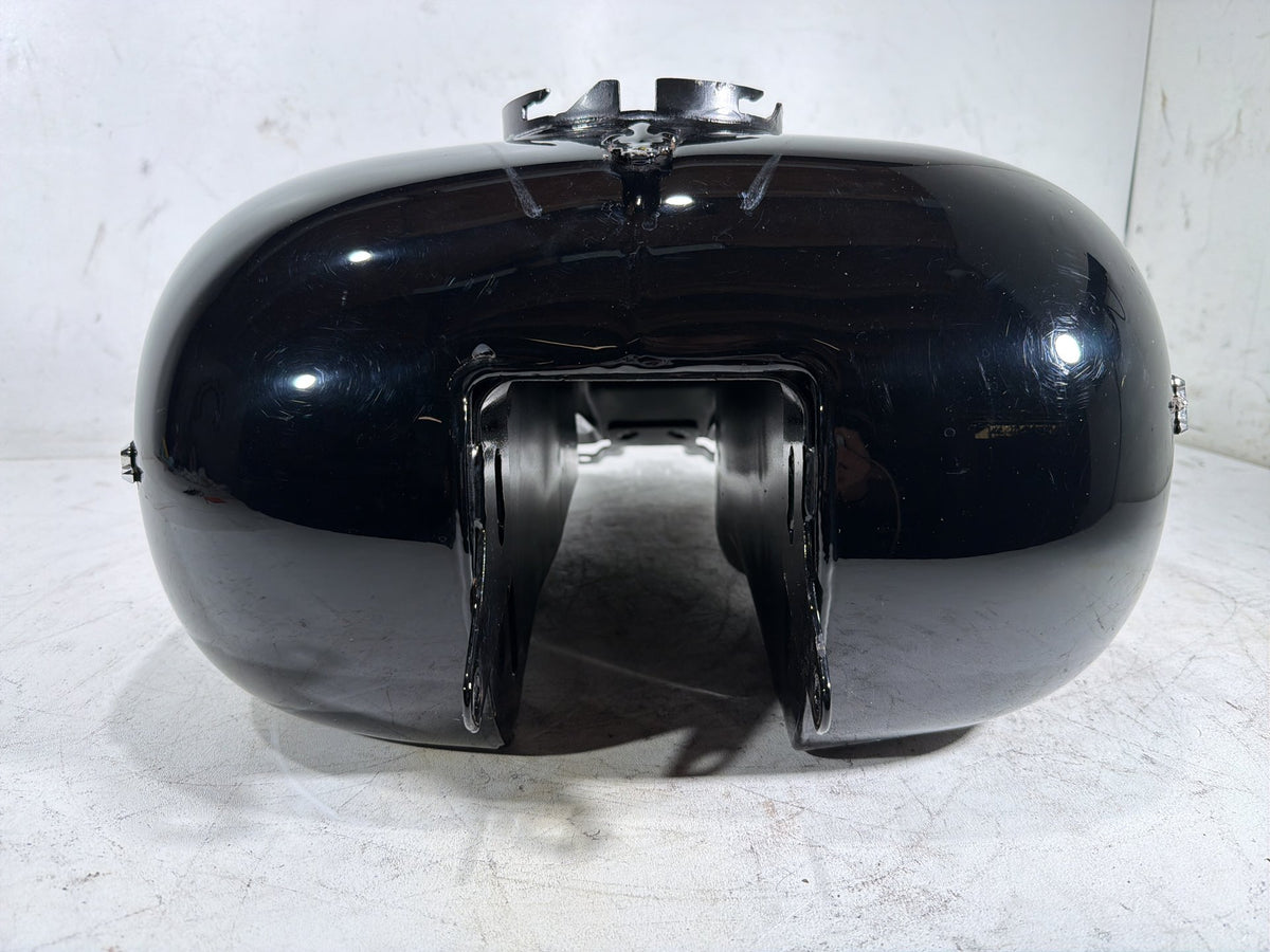 2009 Harley Street Glide Touring FLHX OEM Fuel Gas Tank Gasoline Reservoir