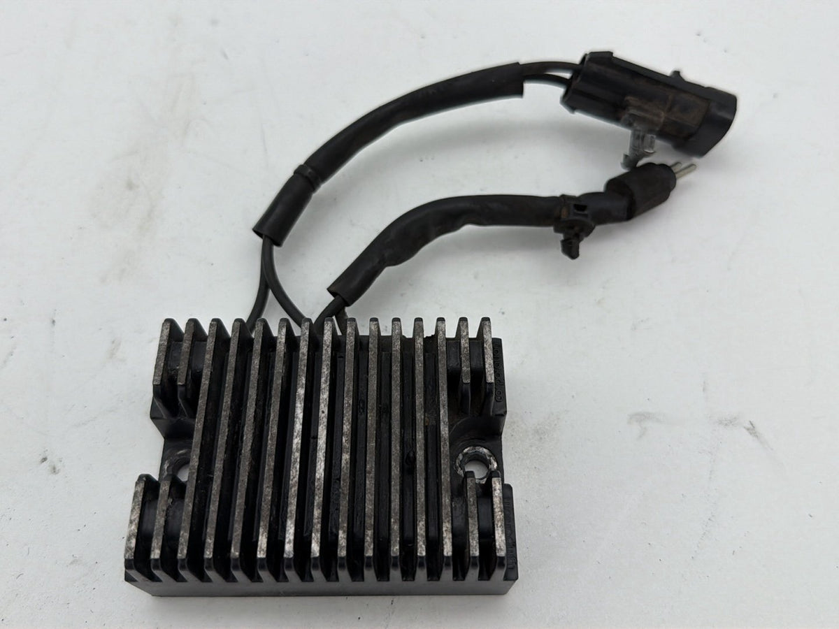 2005 Harley Sportster 1200 Roadster XL1200R OEM Voltage Regulator Rectifier