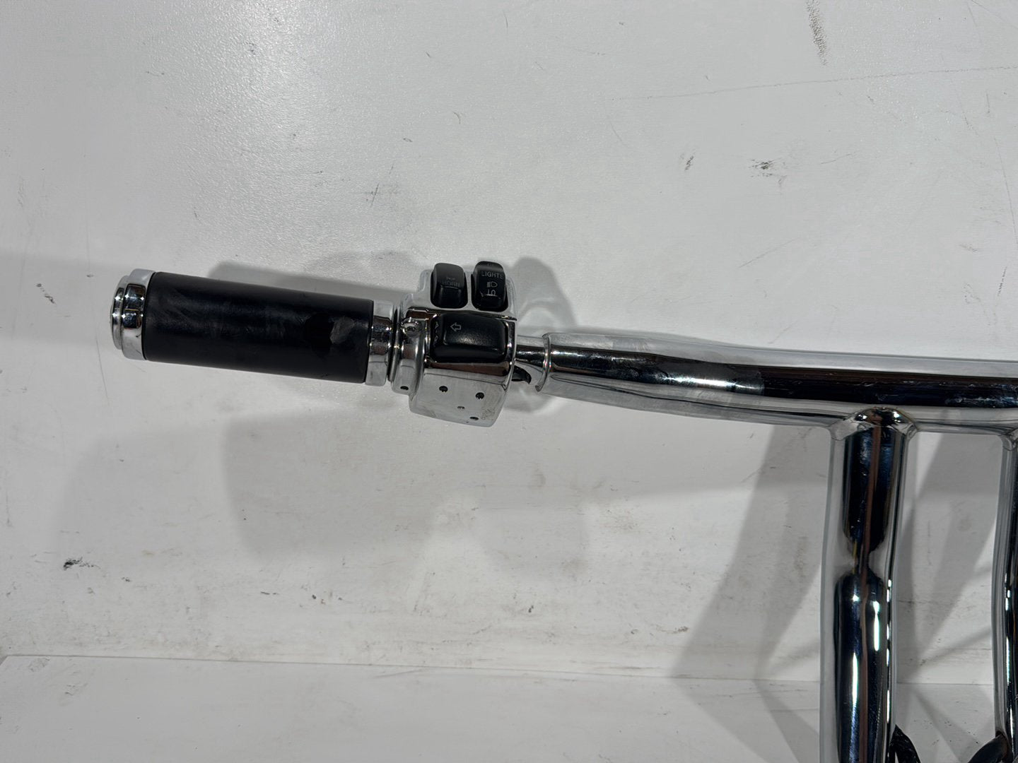 2003 Harley Dyna Wide Glide FXDWG OEM Handlebars Left Right Switches Controls
