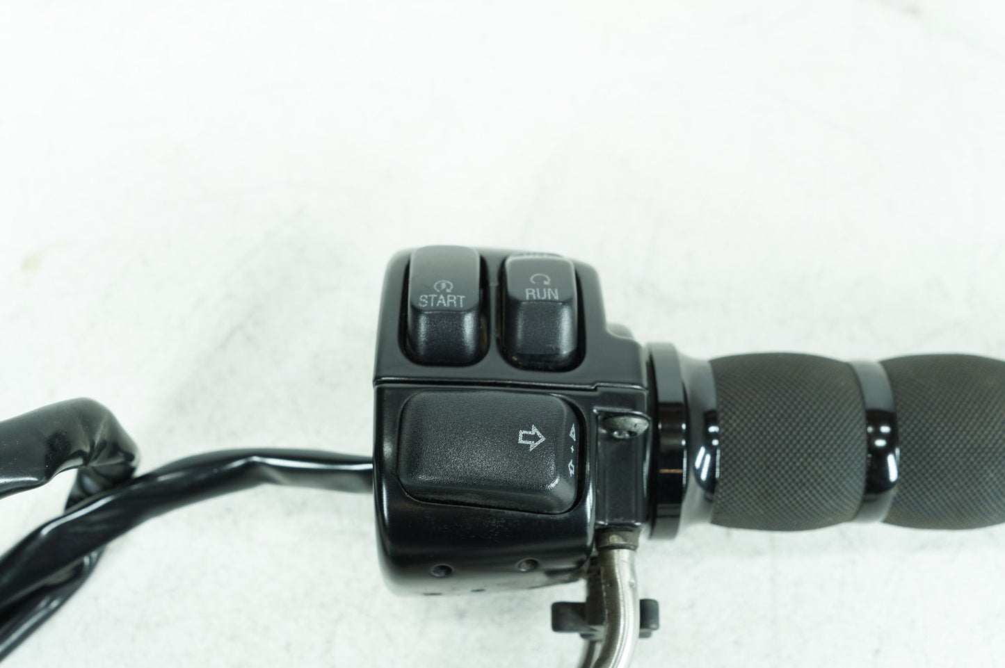 2010 Harley Sportster XL883N Iron 883 Right Engine Start Kill Switches Controls