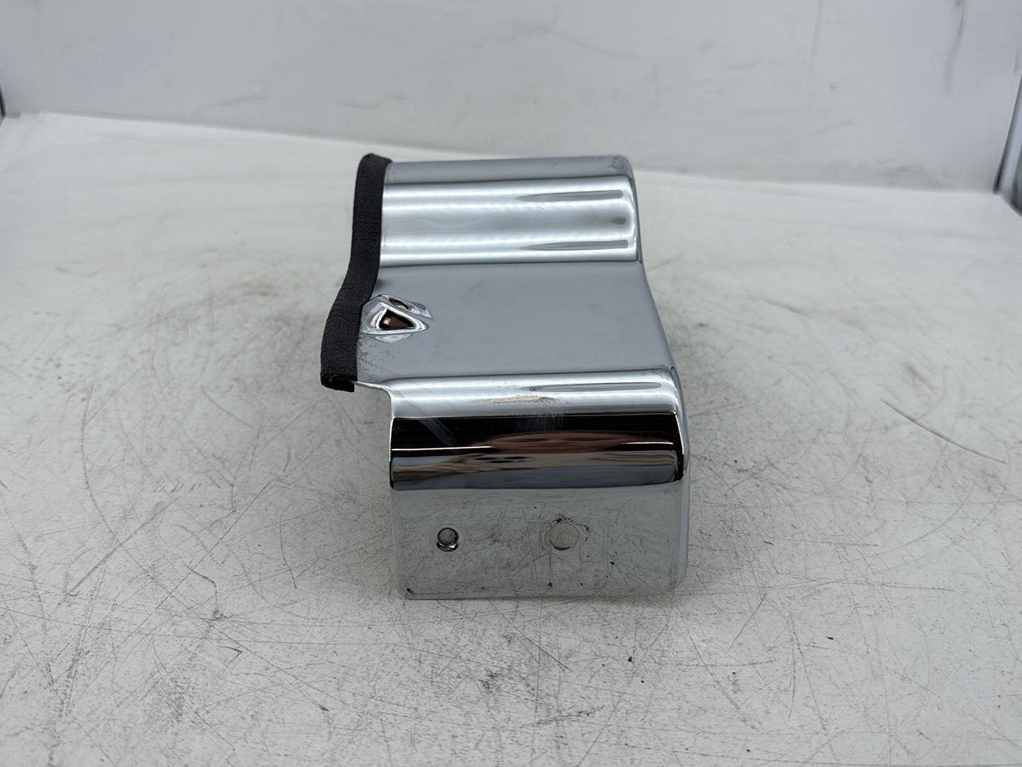 2006 Harley Electra Glide Touring Classic FLHTCI OEM Front Lower Fairing Outer Skirt 58208-96A