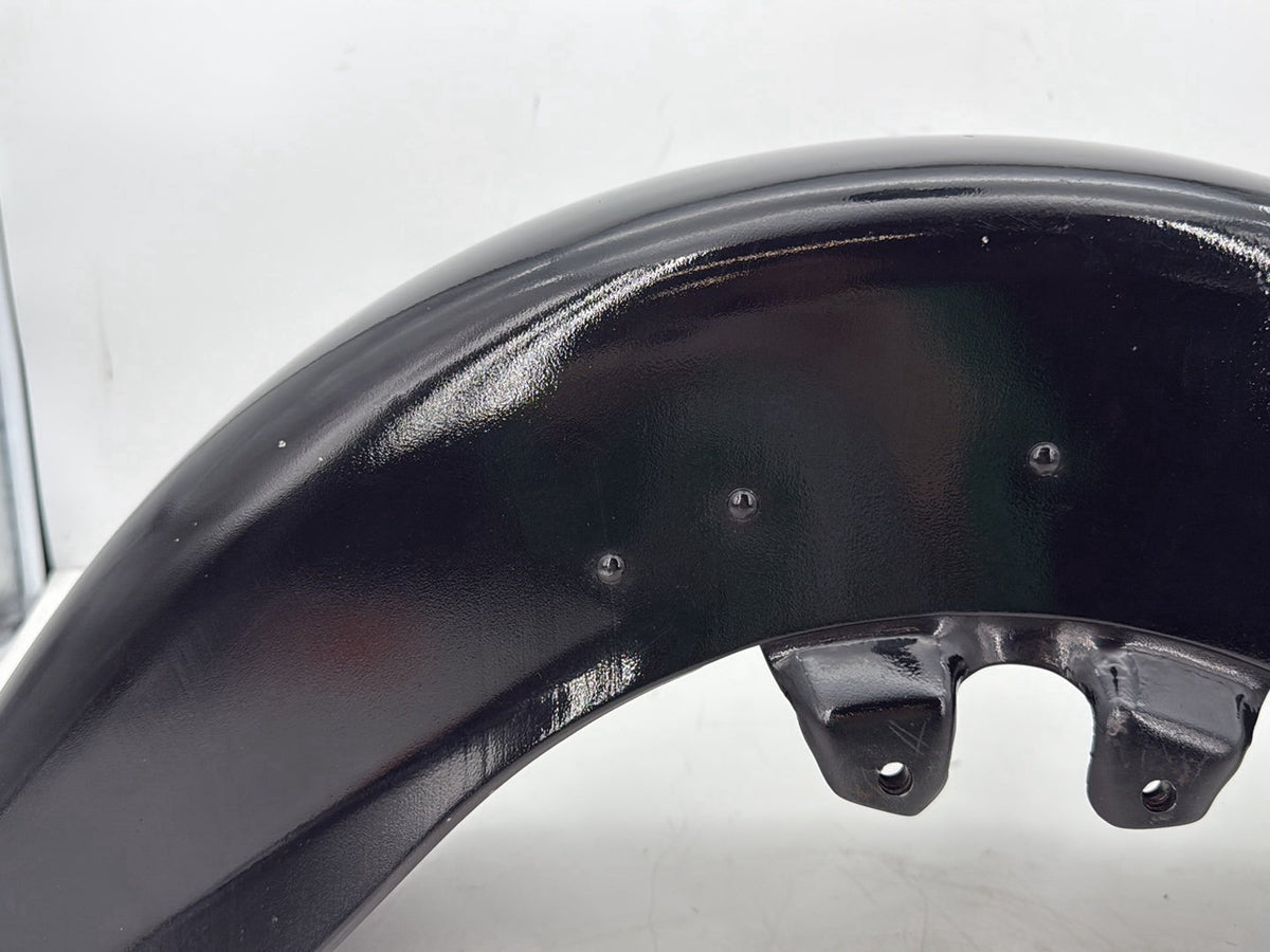 08 Harley Touring FLHTCU Electra Glide Ultra OEM Front Wheel Fender Shell Panel