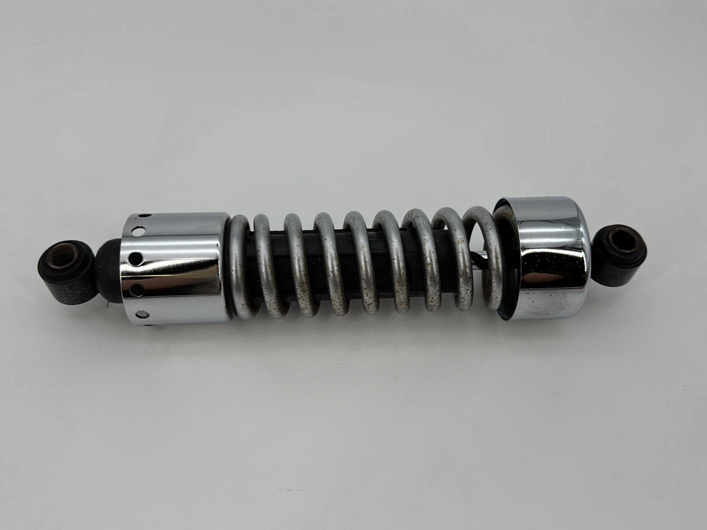 2006 - 2017 Harley-Davidson Dyna Street Bob Rear 1 Shock Absorber 54615-01