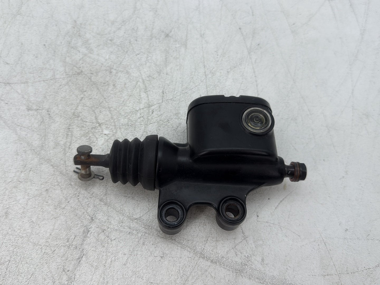 2010 Harley Street Glide Touring FLHX OEM Rear Brake Master Cylinder Reservoir