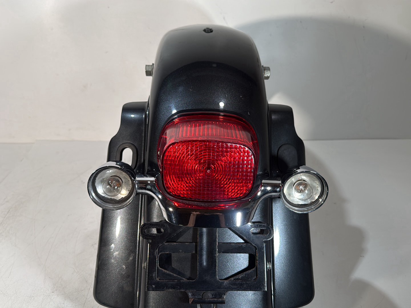 2007 - 2012 Harley-Davidson Touring Street Glide Rear Wheel Fender & Turn Signals Bar Taillight