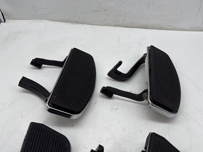2006 Harley Touring FLHTCI Electra Glide Classic OEM Left Right Driver & Pass Floorboard Foot Rest