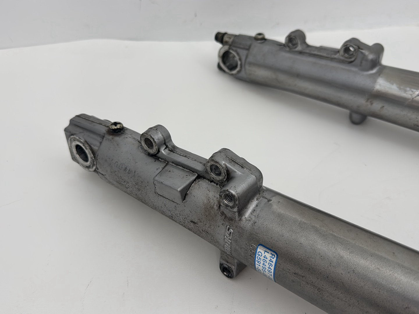 1999 - 2006 Harley-Davidson Touring Electra Glide Classic Front Triple Tree Set & LH RH Fork Legs Sliders  	45446-87A