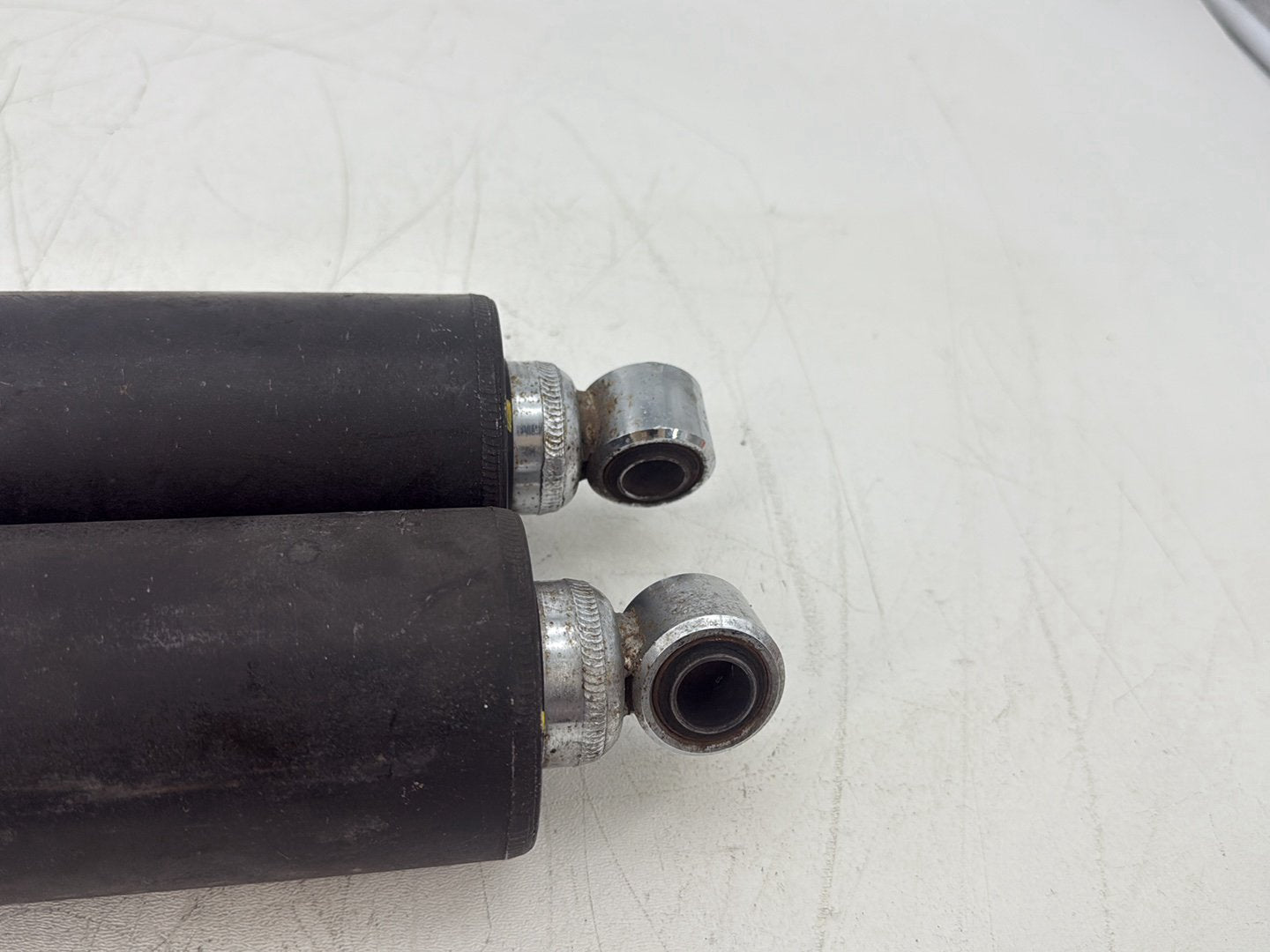 2006 Harley Softail FLSTCI Heritage Classic OEM Rear Left Right Shock Absorbers