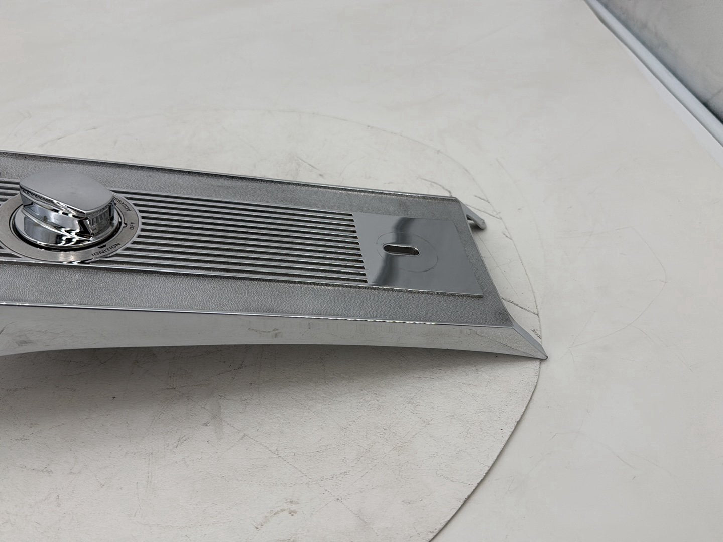 1999 - 2006 Harley-Davidson Touring Road King Classic Fuel Gas Tank Dash Console NOKey 60960-99
