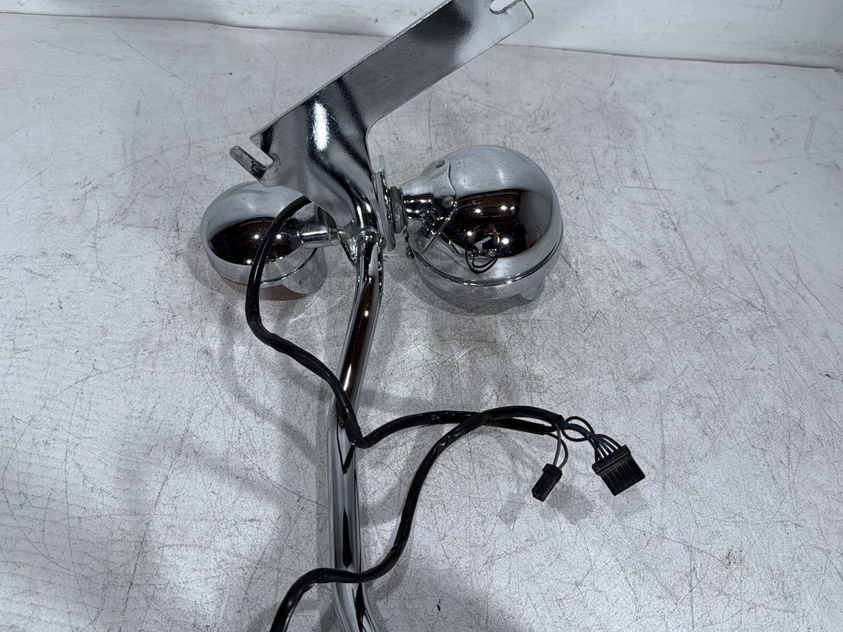 2005 Harley Road King Touring Police OEM Front Turn Signal Indicators Aux Light Bar