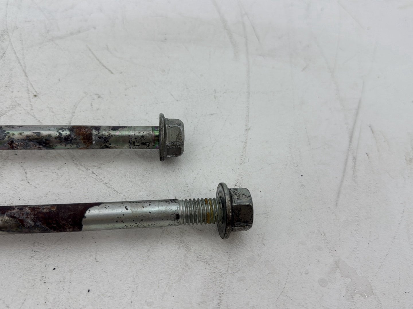 2005 Harley Heritage Softail Classic FLSTCI OEM Engine Mount Pivot Bolt Shaft