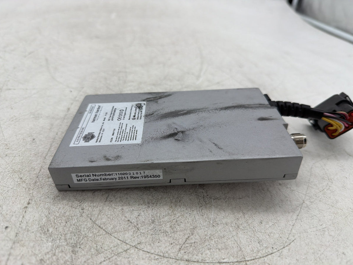 2011 Harley Electra Glide Touring Ultra OEM CB Harman Kardon Radio Module