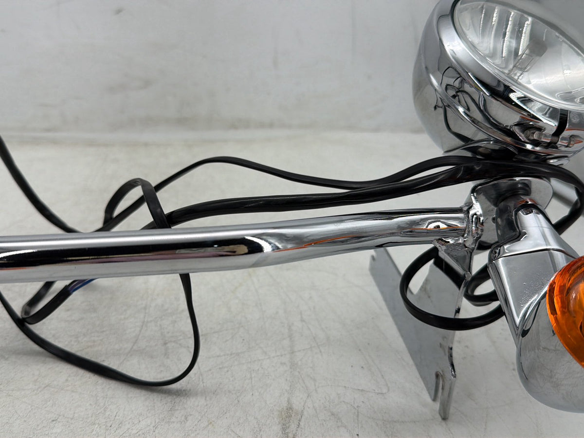 2007 Harley Electra Glide Touring OEM Front Turn Signal Indicators Aux Light Bar