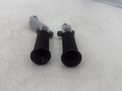 2005 Harley Dyna FXDWG Wide Glide OEM Passenger Left & Right Foot Pegs