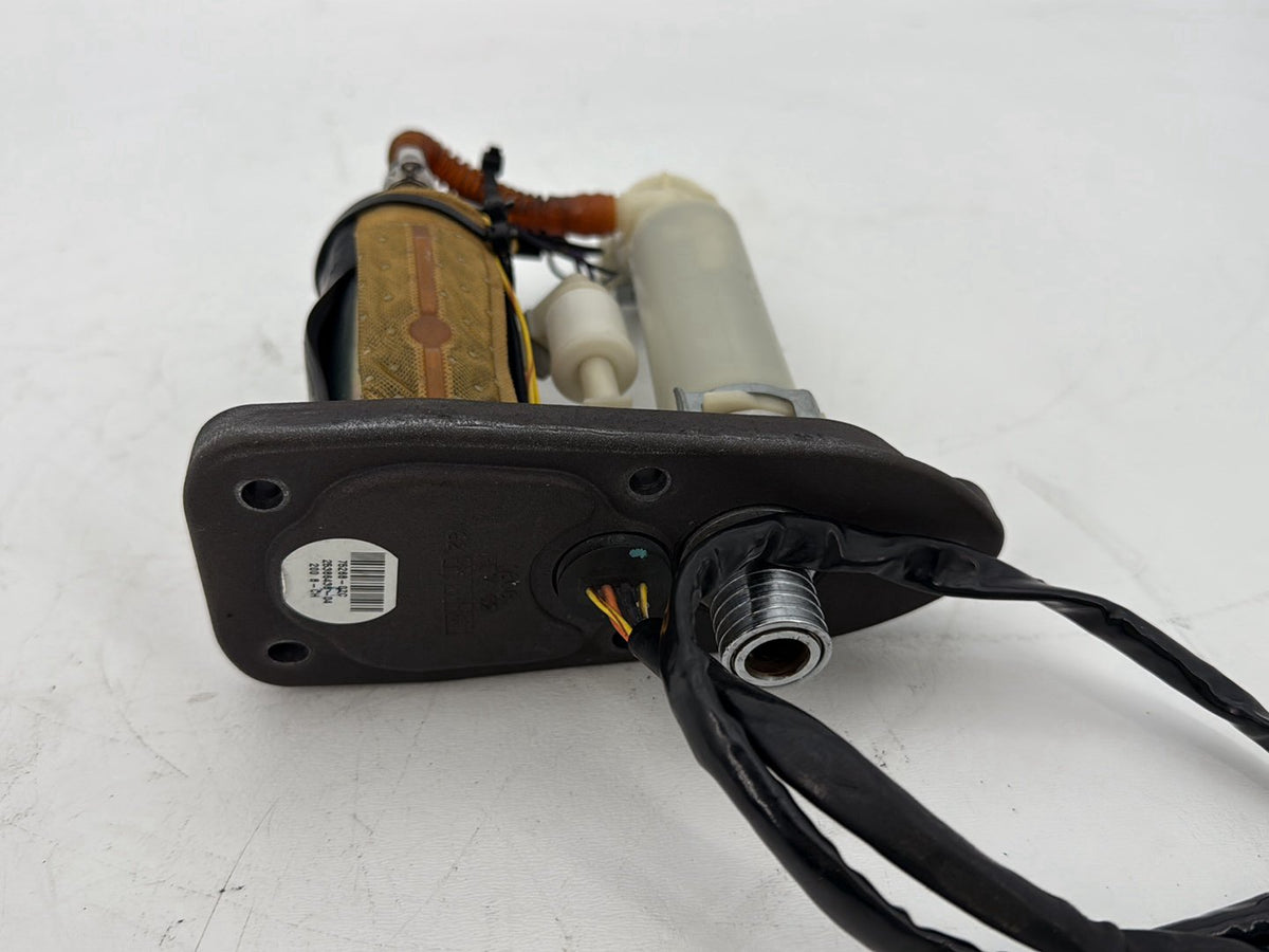2009 Harley Sportster XL1200C 1200 Custom Gas Gasoline Fuel Petrol Pump Sending