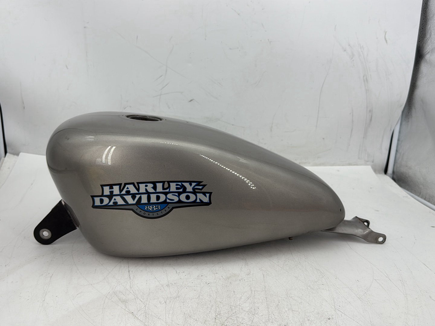 2009 Harley Sportster 883 Low XL883L OEM Fuel Gas Tank Gasoline Reservoir