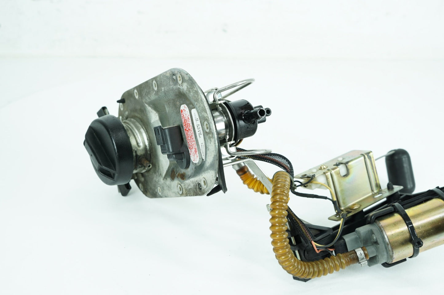 2004 Harley-Davidson Touring FLHTCUI - Fuel Pump Gas Gasoline Petrol Sending PN: 75126-02C