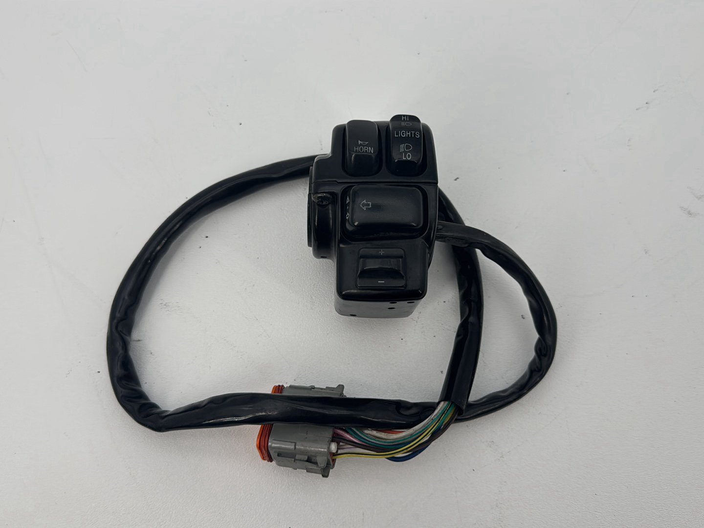 1999 - 2006 Harley-Davidson Touring Electra Glide Classic Left Turn Signal Headlight Switches Controls 43349-96B