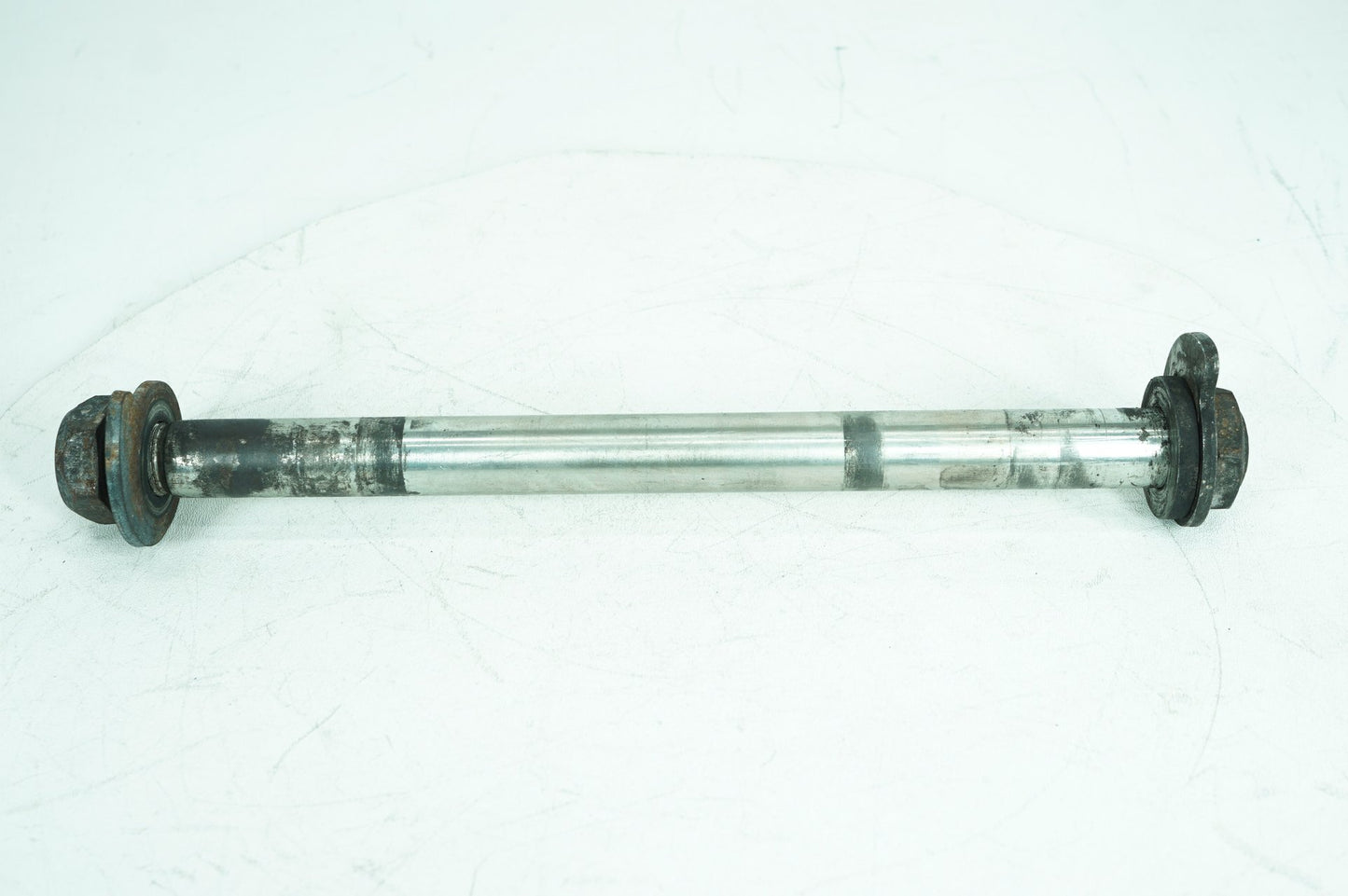 2007 - 2012 Harley-Davidson Touring Electra Glide Ultra Rear Wheel Axle Bolt Shaft 41056-09