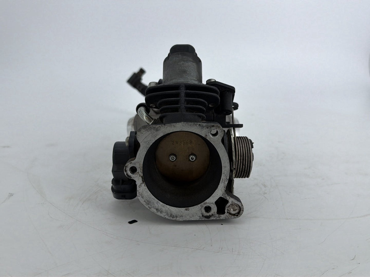 2005 Harley Touring Electra Glide Ultra OEM Engine Intake Manifold Throttle Body