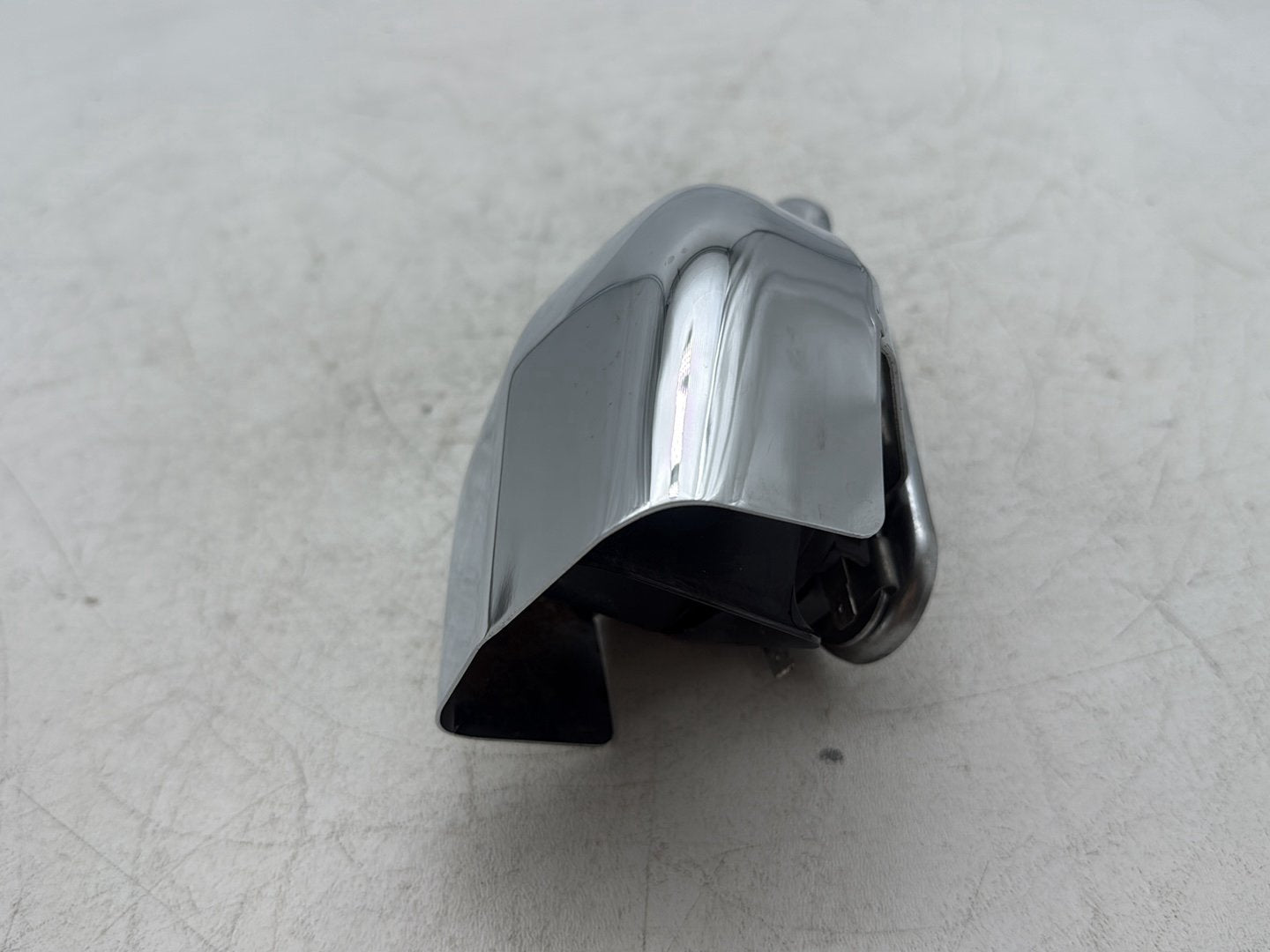 2010 Harley Road King Touring Classic OEM Horn Signal Klaxon Chrome Cover
